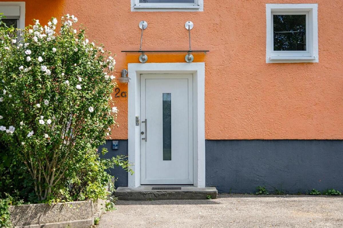 Yay - 65M2 Apartment Am Bahnhof - Smart Tv - Internet - Kaffee - Waschmaschine - Trockner 뮬도르프 외부 사진