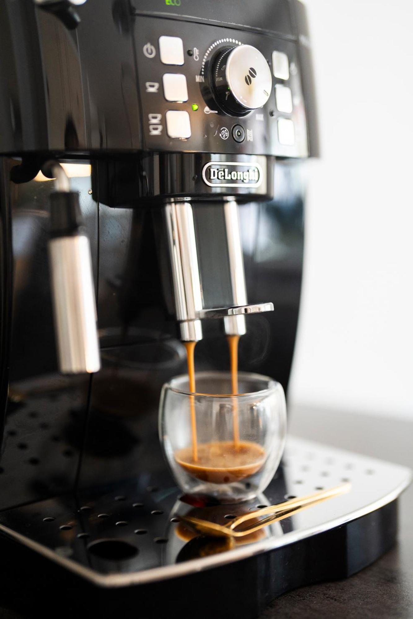 Yay - 65M2 Apartment Am Bahnhof - Smart Tv - Internet - Kaffee - Waschmaschine - Trockner 뮬도르프 외부 사진