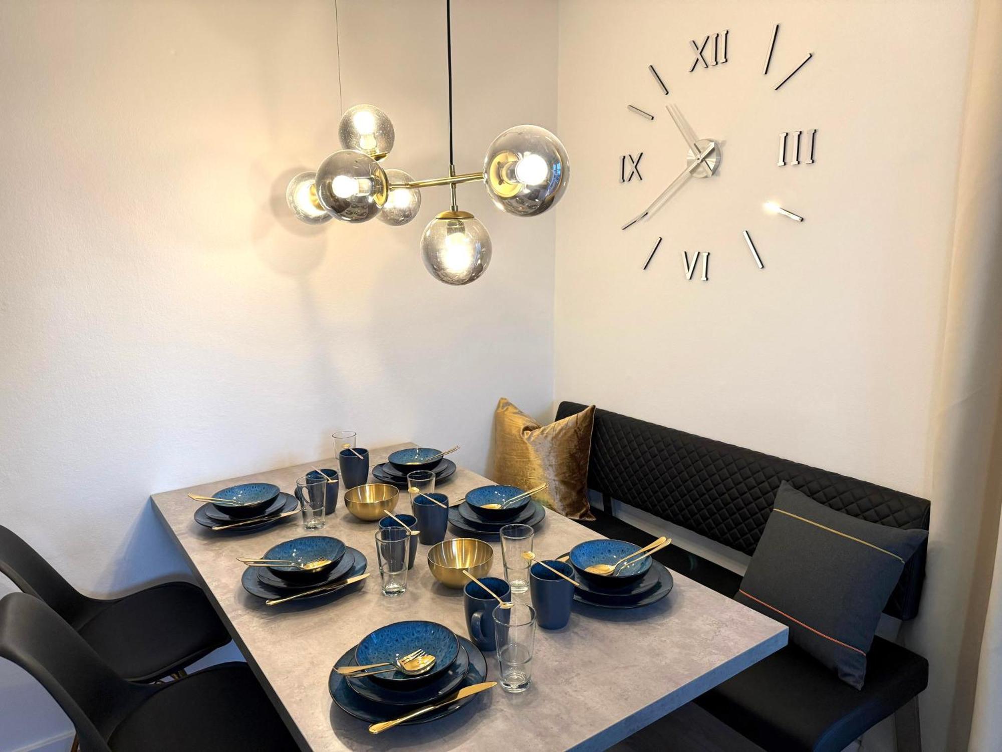 Yay - 65M2 Apartment Am Bahnhof - Smart Tv - Internet - Kaffee - Waschmaschine - Trockner 뮬도르프 외부 사진