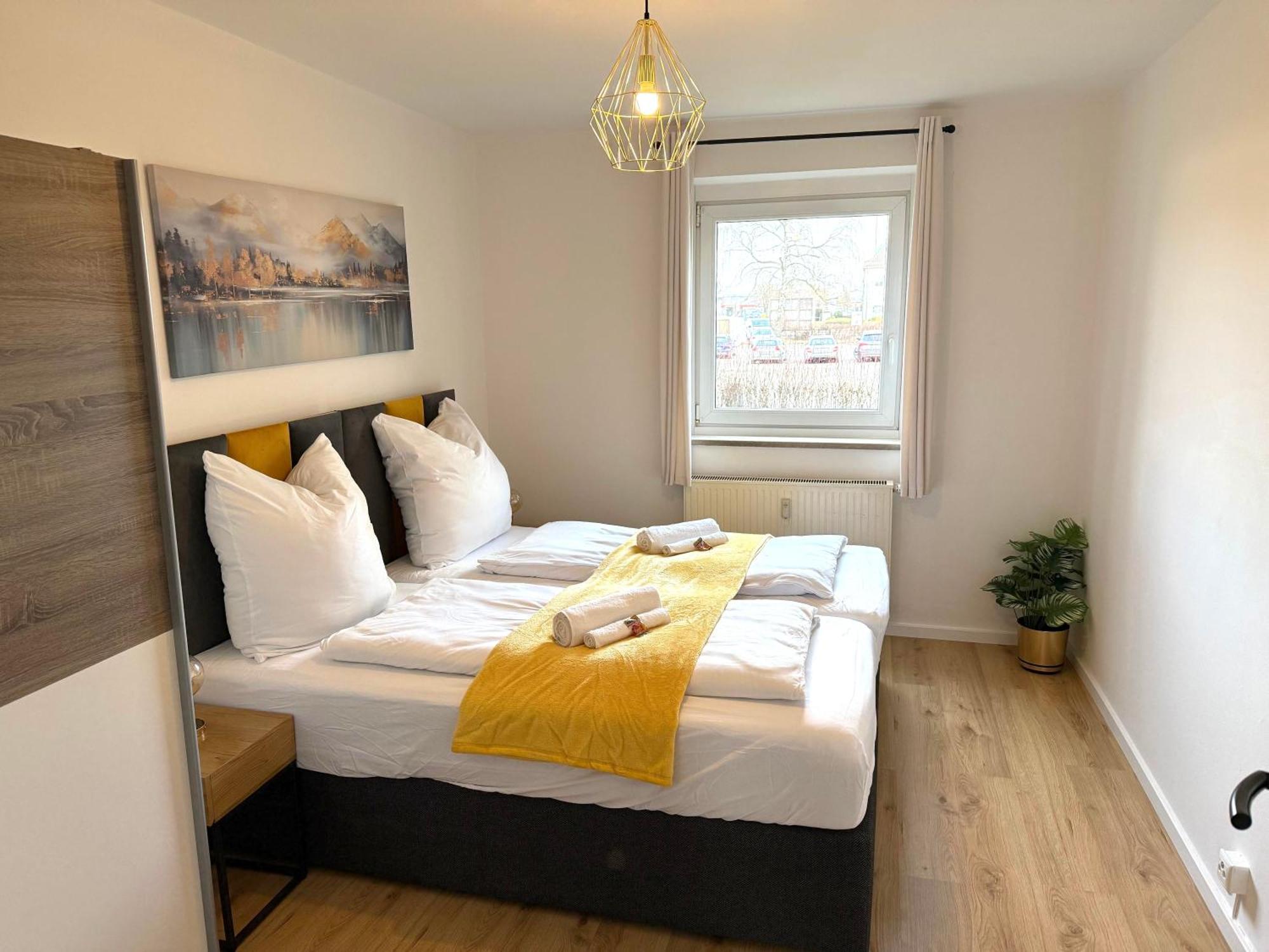 Yay - 65M2 Apartment Am Bahnhof - Smart Tv - Internet - Kaffee - Waschmaschine - Trockner 뮬도르프 외부 사진