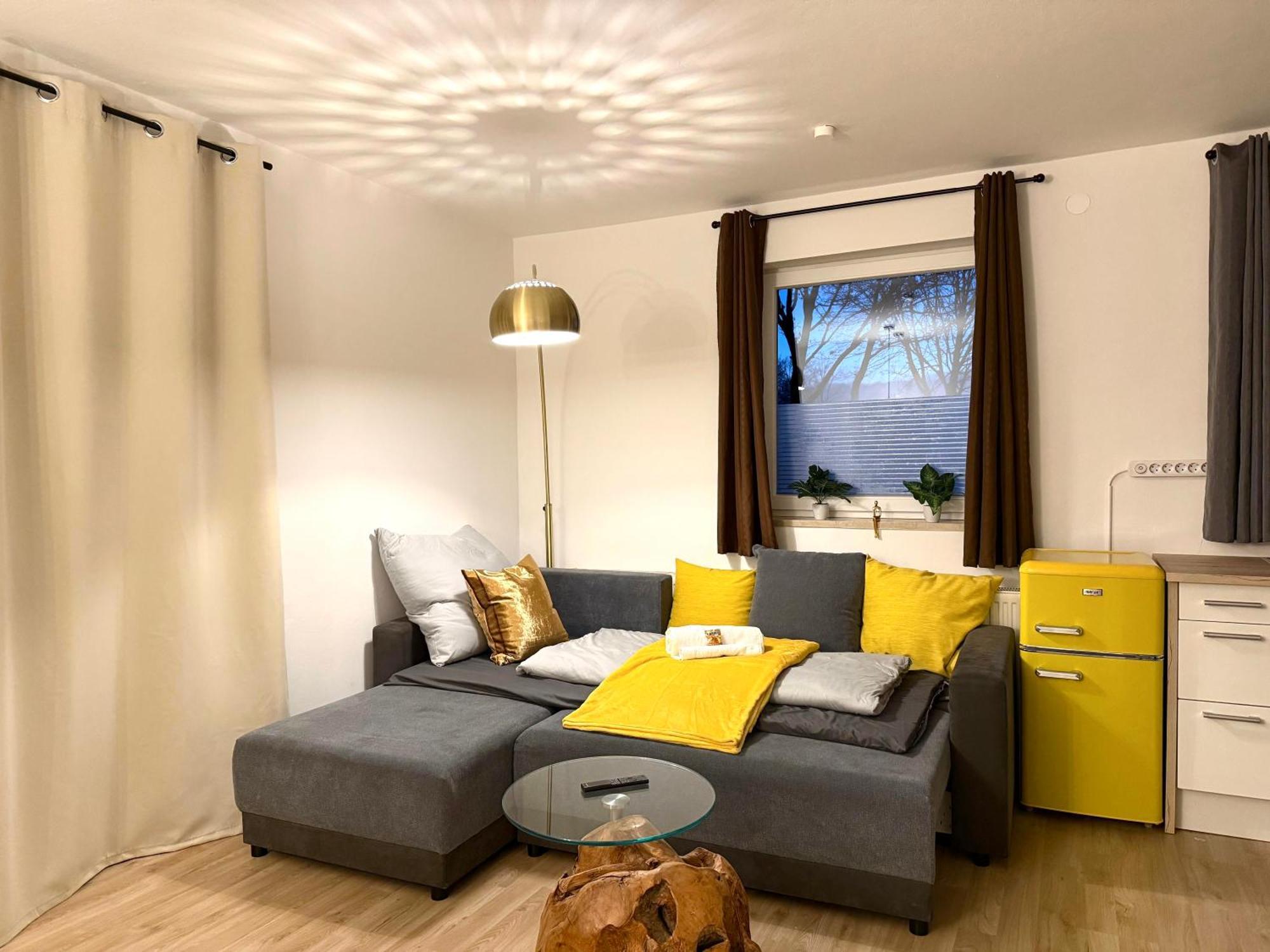 Yay - 65M2 Apartment Am Bahnhof - Smart Tv - Internet - Kaffee - Waschmaschine - Trockner 뮬도르프 외부 사진